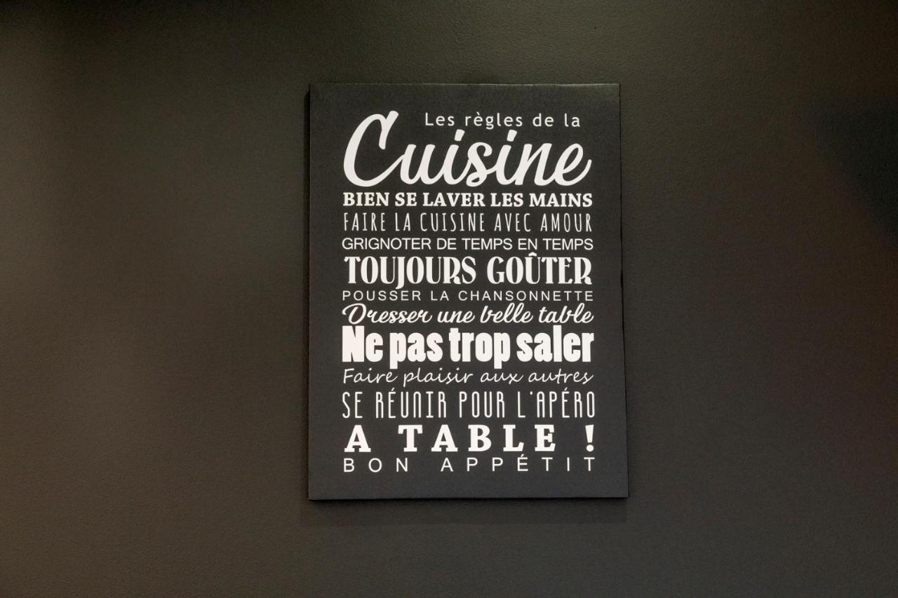 Appart-Hotel N 4 Calme Avec Terrasse, Wi-Fi Haut Debit, Petit-Dejeuner, Room-Service Et Parking Prive Chouzelot ภายนอก รูปภาพ